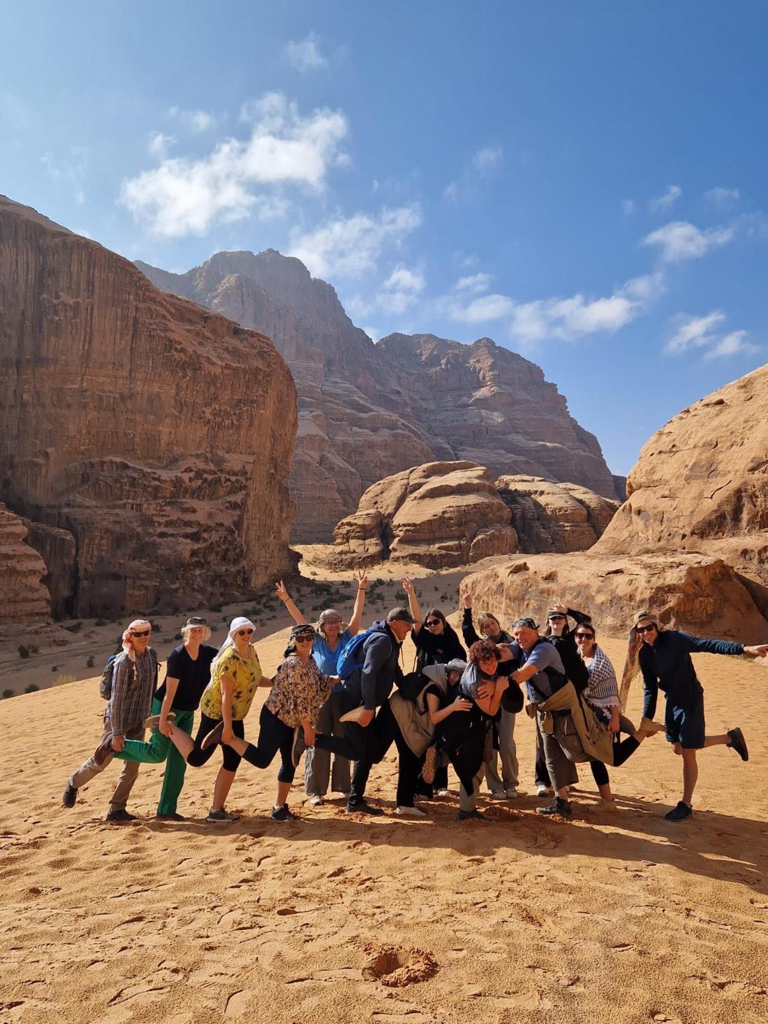 Wadi Rum Desert Secret Camp Вади-Рам Экстерьер фото