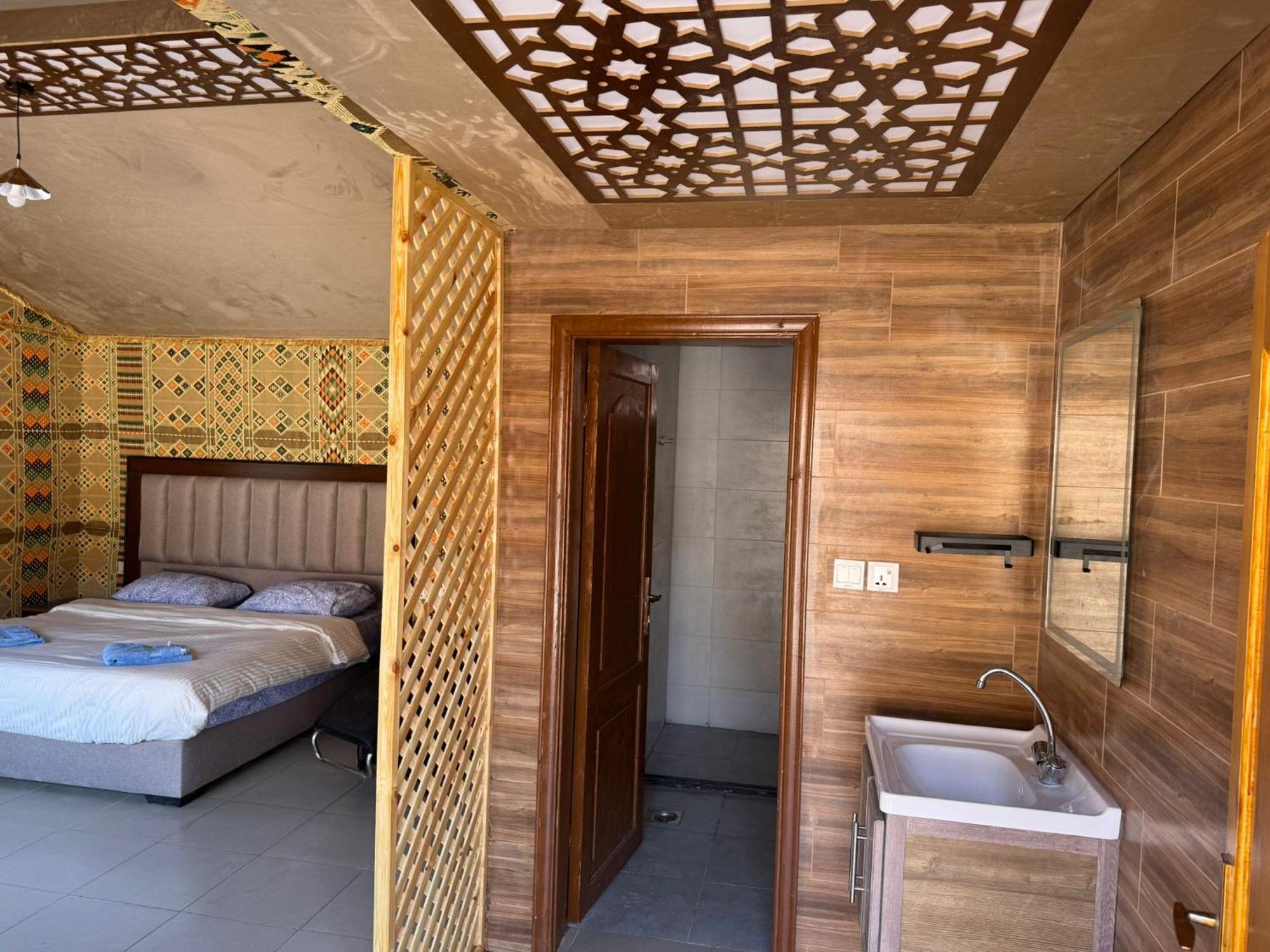 Wadi Rum Desert Secret Camp Вади-Рам Экстерьер фото