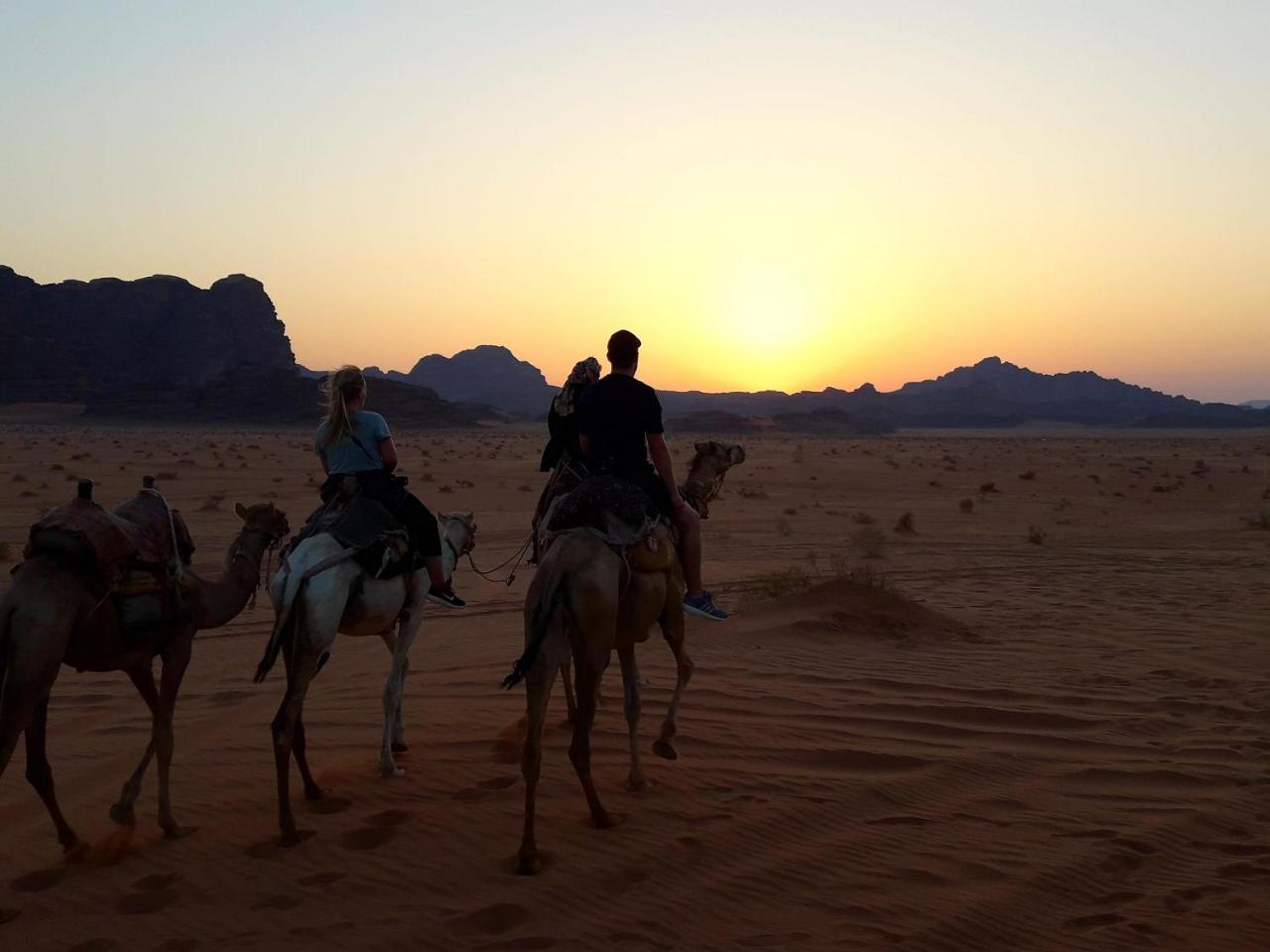 Wadi Rum Desert Secret Camp Вади-Рам Экстерьер фото